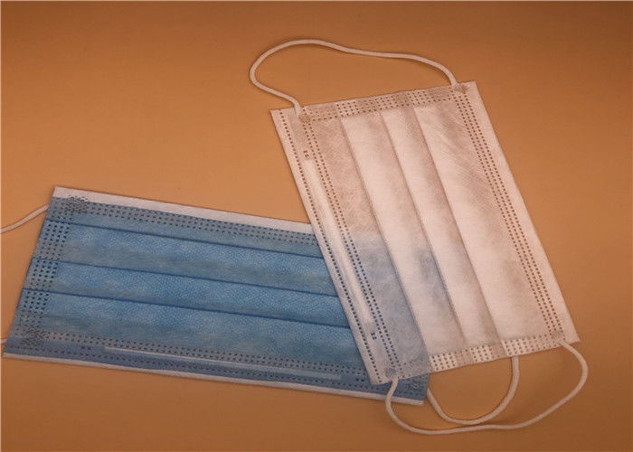 Máscara médica disponible apropiada perfecta para el uso en casa y en restaurantes